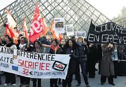 Louvre bir ayda üç kez kapandı