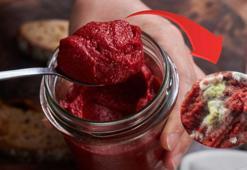 Ne küfleniyor ne bozuluyor! Aşçıların salça saklama tekniği ortaya çıktı