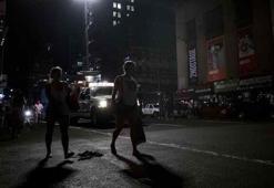 ABD'de 230 bin ev karanlığa gömüldü! 20 eyalette acil durum