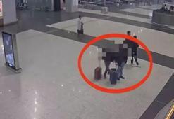 Şişli cinayetinin şüphelilerinin İstanbul Havalimanı’ında yakalandığı anların görüntüleri ortaya çıktı
