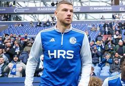 Edin Dzeko, Schalke 04 kariyerine golle başladı!