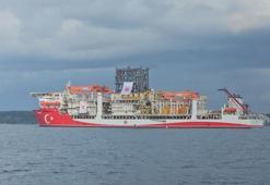 'Yıldırım' Çanakkale Boğazı'ndan geçti