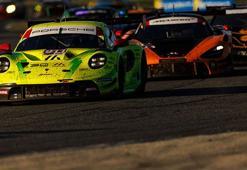 Daytona 24 Saat'te Ayhancan Güven 5. oldu, Salih Yoluç yarışı tamamlayamadı