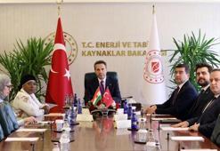 Bakan Bayraktar: Nijer'in yer altı zenginliklerini ülkemizin teknik tecrübesiyle buluşturabiliriz