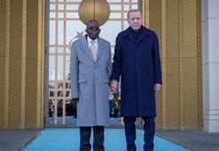 Cumhurbaşkanı Erdoğan, Nijeryalı mevkidaşı Tinubu'yu resmi törenle karşıladı