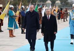 Cumhurbaşkanı Erdoğan, Özbekistan Cumhurbaşkanı Mirziyoyev ile bir araya geldi