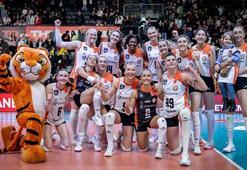 Eczacıbaşı 4 sette galip geldi, 15. galibiyetini aldı