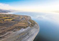 Günde 5 damacana su boşa akıyor