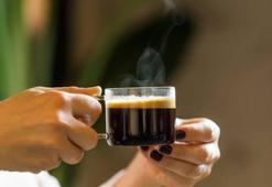Sabah uyanır uyanmaz kahve içenlerdenseniz dikkat! Kendinize zarar veriyorsunuz