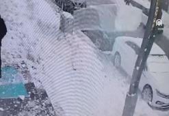 Facianın eşiğinden dönüldü! Çatıdan düşen kar kütlesi...