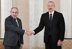 Aliyev ve Paşinyan BAE'de görüştü! Ermenistan-Azerbaycan hattında heyetlerarası toplantı