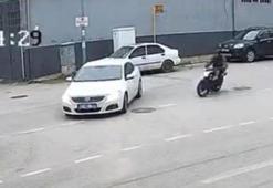 Motosiklet sürücüsü ölümden döndü! Bir anlık dalgınlık...