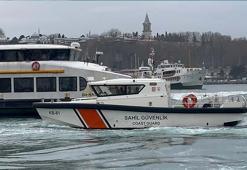 Karaköy İskelesi'nde denizde kadın cesedi bulundu