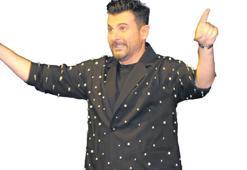 Yeni Cabaret İzmir’de Gökhan Tepe sahne aldı