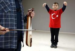 Cumhurbaşkanı Erdoğan sahnede onu izledi, Emine Erdoğan yanına çağırdı! Talha’nın horonu geceye damga vurdu