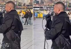 İstanbul'un göbeğinde sokak sanatçısı gibi şarkı söyledi! Ünlü sanatçıyı gören şakına döndü