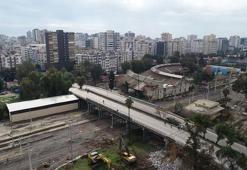 Adana’da, James Bond’un üzerinden geçtiği köprü yıkılıyor