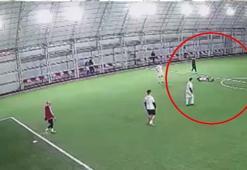 Halı sahaya girdi, bir daha çıkamadı! Öğretmen maçta hayatını kaybetti