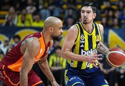 Basketbolda Fenerbahçe-Galatasaray derbisi! Karşılaşmanın galibi son saniyede belli oldu