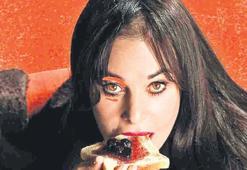 Tek başına ayrılığı anlatacak