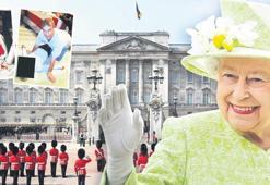 Ünlü sarayda 'model'li alem