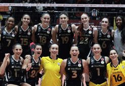 Sultanlar Ligi'nde VakıfBank, Göztepe'yi rahat geçti