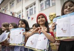 Bilim yolunu açan kadınlardan kız çocuklarına: Rol modelinizi bulun