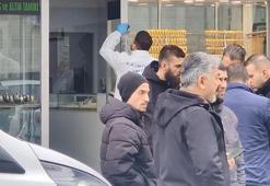 Eyüpsultan’da kuyumcuya silahlı soygun! 1 kişi yaralandı