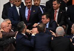 TBMM'deki yemin kavgasında kayıp ayakkabı! İşte kavgadan yeni görüntüler