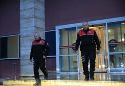 İkiz polisler son anonsu omuz omuza yaptı! Aynı anda başladılar, aynı anda veda ettiler