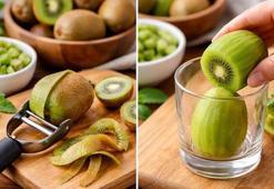 Kiviyi saniyeler içinde kabuğundan ayırıyor! Bir su bardağı işi çözüyor