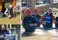 Son dakika... Antalya'da çay taştı, site sular altında kaldı! Vatandaşlar tek tek kurtarıldı
