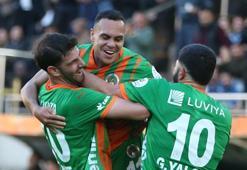 Süper Lig'de Alanyaspor , Konyaspor'u 2 golle geçti
