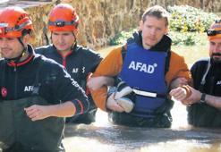 Sağanak ve fırtına yıktı geçti!