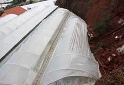 Kumluca’da afet bitmiyor! Sel ve hortumun ardından şimdi de heyelan