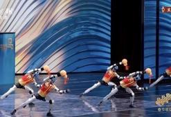 Çin'de insansı robotların Kung Fu şovu açılış gecesine damga vurdu