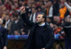 Galatasaray'da Okan Buruk çılgına döndü! Kırmızı kart itirazı