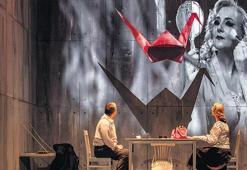 Aynı sahnede iki opera