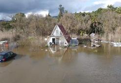 Ürküten görüntüler: Köyceğiz gölü taştı, birçok mahalleyi sel aldı