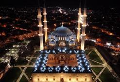 Selimiye Camii Ramazan’a yeni ışığıyla ‘merhaba’ dedi