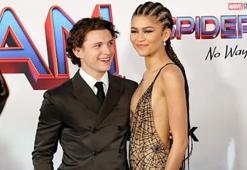 Zendaya ve Tom Holland gizlice evlendi mi? Hollywood'dan gelen kare ortalığı karıştırdı