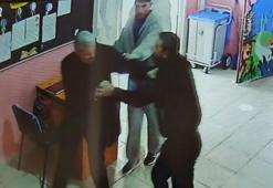 Ahlat'ta dehşete düşüren görüntü! 2 okul müdürüne saldırdı
