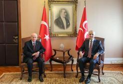 Meclis'te görüşme trafiği! TBMM Başkanı Kurtulmuş, MHP, CHP ve DEM Parti'nin Meclis'teki gruplarını ziyaret etti