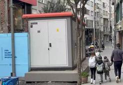 Şişli'de İBB'nin yola taşıdığı trafoya esnaftan tepki: Tüm esnaf şikayetçi