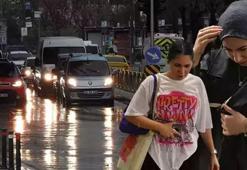 Meteoroloji uyarmıştı! İstanbul'da sağanak etkili oldu