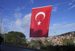 Şehit Hava Pilot Binbaşı Bolat'ın şehadet haberi İzmir'deki ailesine verildi