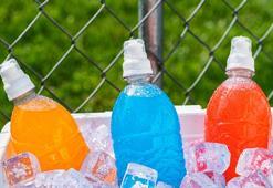 Hükümet harekete geçti! 16 yaş altına enerji içeceği yasağı kapıda