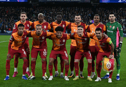 Galatasaray'da sezon sonu sürpriz ayrılık! Yıldız futbolcunun babası Liverpool'u açıkladı