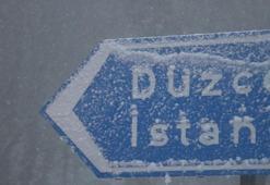 D-100 karayolunun Bolu Dağı geçişinde beklenen kar yağışı başladı