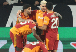 Galatasaray uzatmalarda turu geçti! 10 kişi Juventus maçı uzatmalara götürdü, Osimhen ve Barış Alper nefes verdi